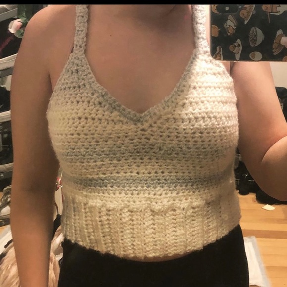 CROCHET TOP - Picture 1 of 3